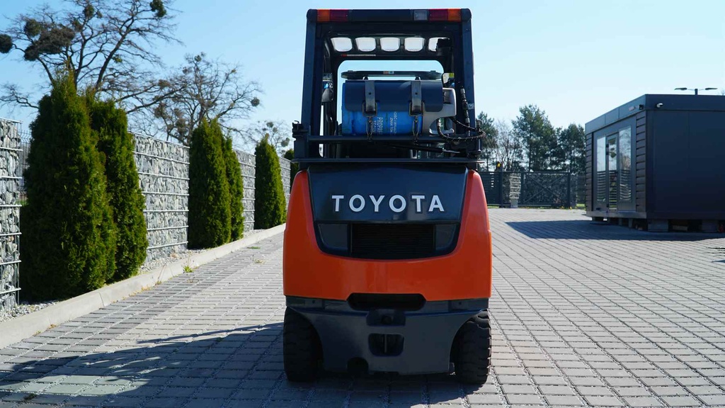 Wózek widłowy używany Toyota 02-8FGK20 /#268/