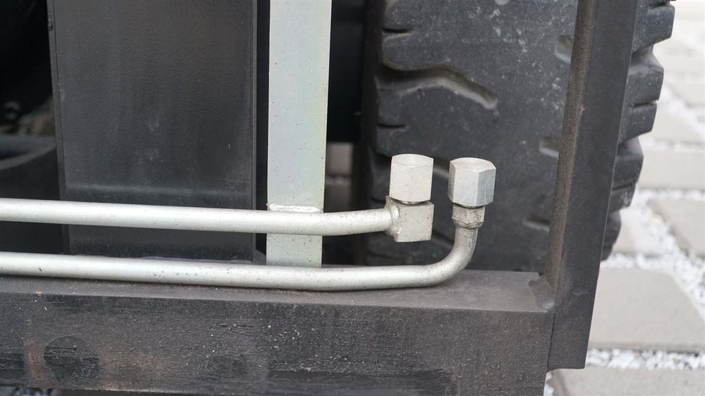 Wózek widłowy używany Toyota 8FGL25 (15)