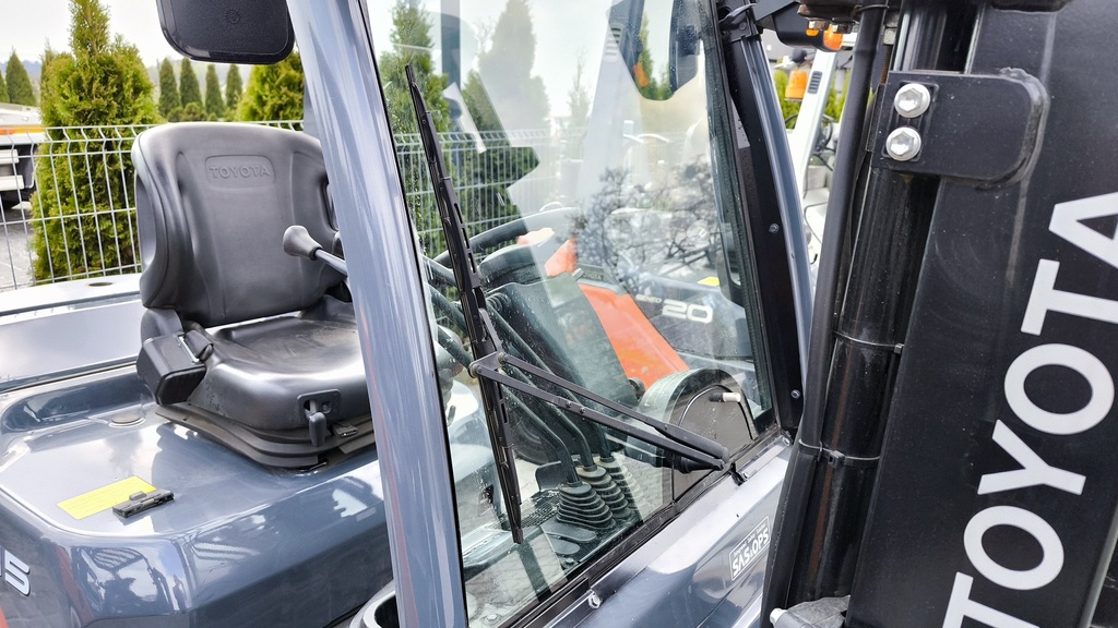 Wózek widłowy używany Toyota 02-8FG15 #1204