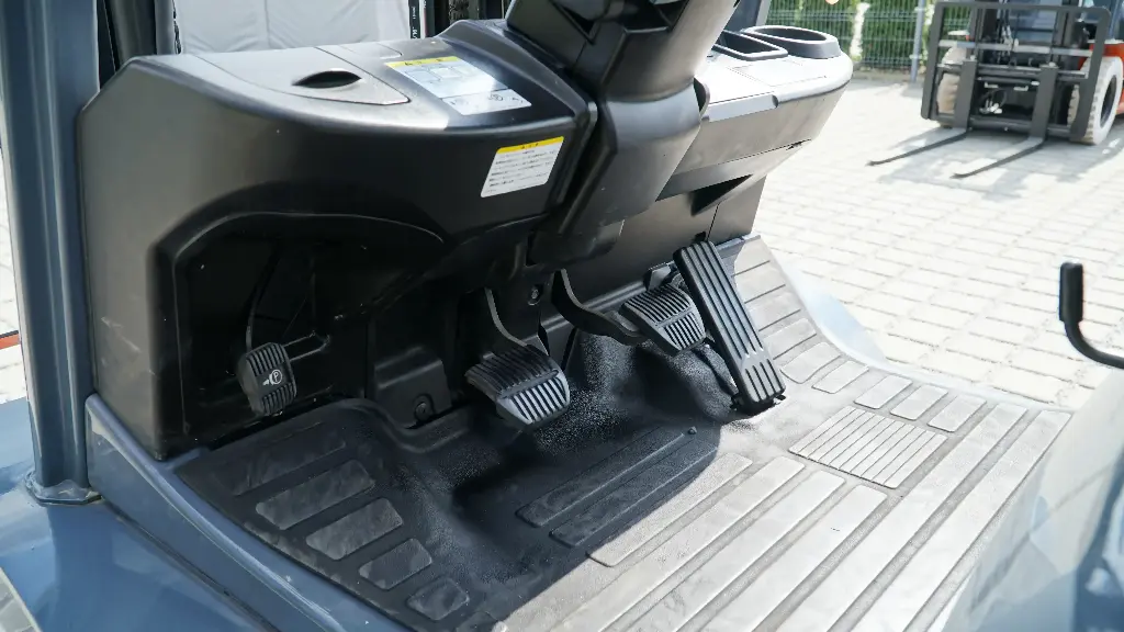 Wózek widłowy używany Toyota 02-8FG25 /#913/