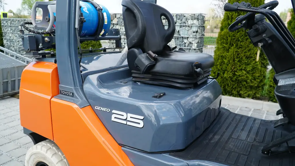 Wózek widłowy używany Toyota 02-8FG25 /#910/