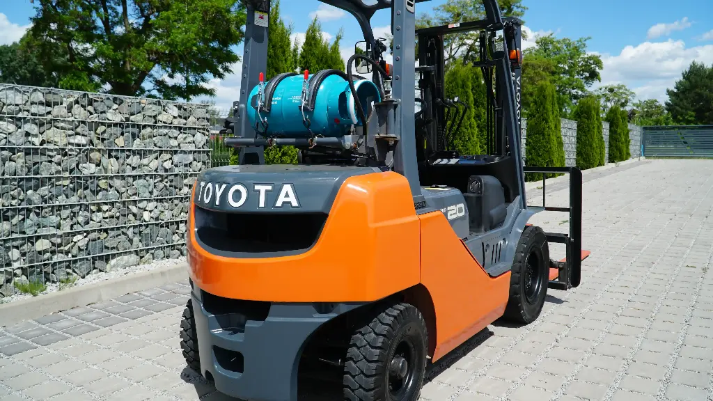 Wózek widłowy używany Toyota 02-8FG20 #1101