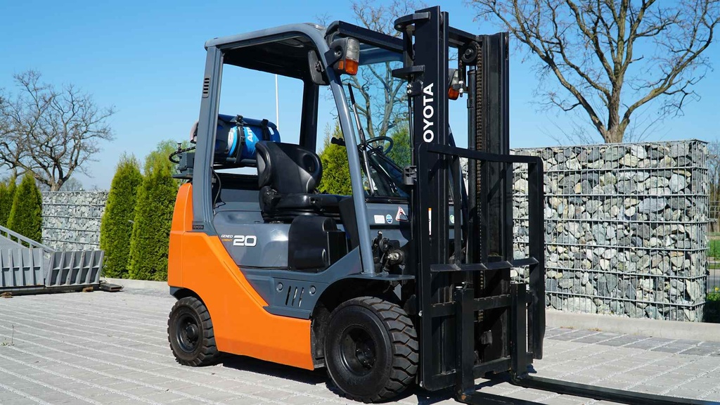 Used Forklift Toyota 02-8FGK20 /#268/