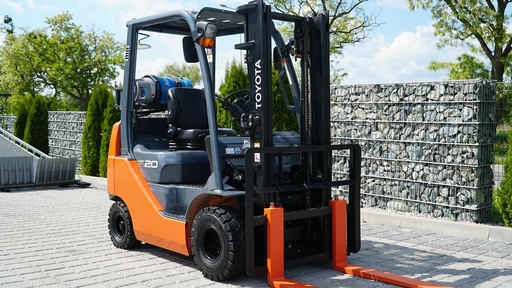 Wózek Widłowy Używany Toyota 02-8FGK20  /#493/