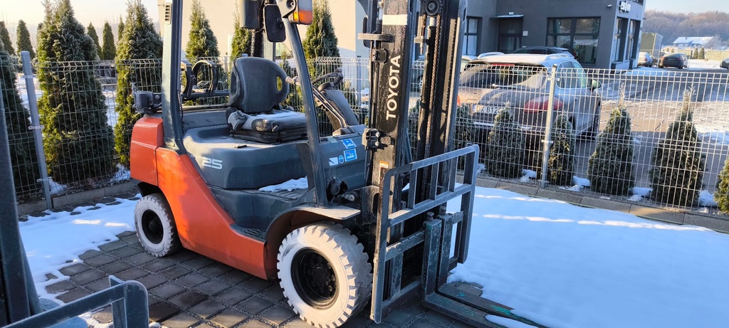 Wózek widłowy używany Toyota 02-8FG25 /#912/
